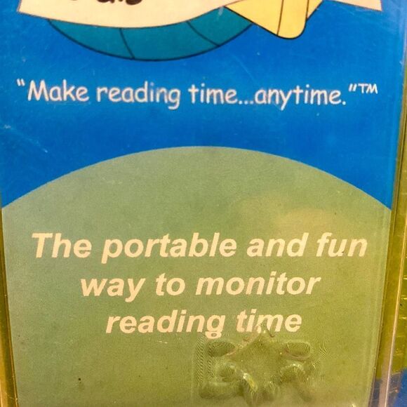 Digital bookmark is a portable monitor and record daily reading countdown timer - Picture 5 of 6